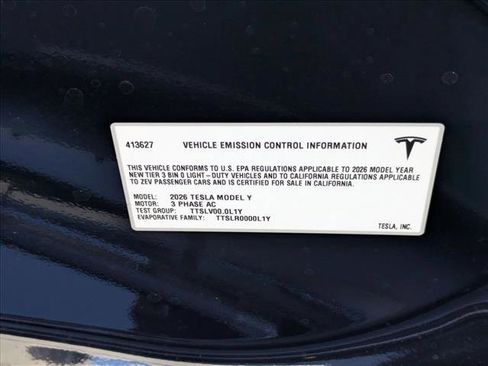 Used 2026 Tesla Model Y 2WD image 25