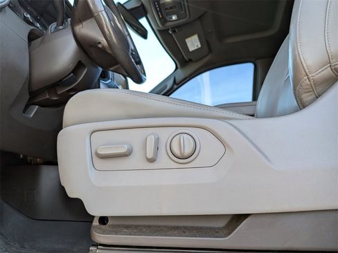 Used 2019 GMC Sierra 1500 SLT image 13