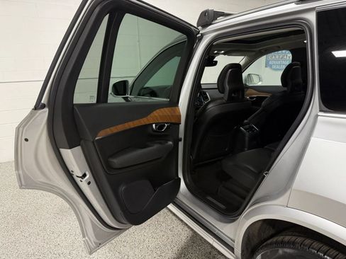 Used 2021 Volvo XC90 T8 Inscription Expression w/ Climate Package AWD/4WD image 42