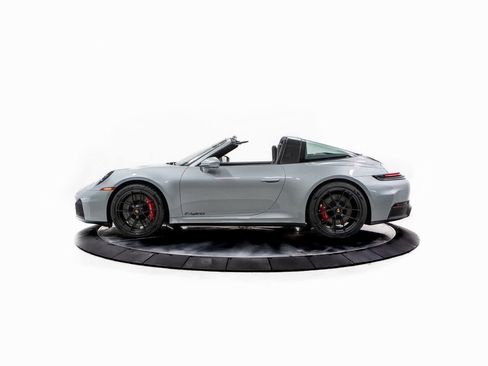 New 2026 Porsche 911 Targa 4 GTS image 2