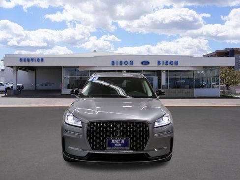 Used 2024 Lincoln Corsair Reserve w/ Equipment Group 201A image 8