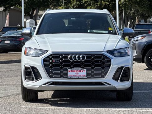 Used 2022 Audi SQ5 Premium image 8