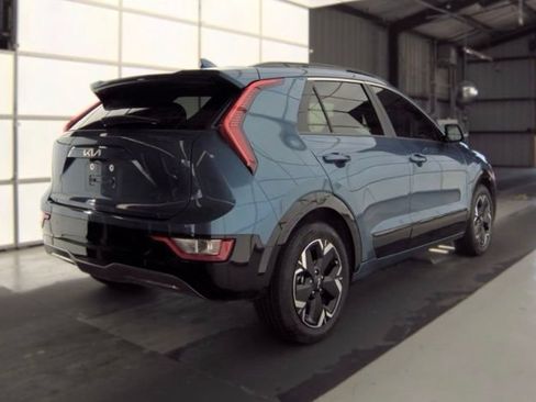 Used 2024 Kia Niro Wind FWD image 3