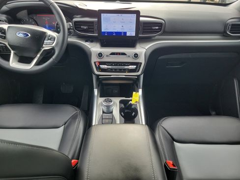 Certified 2023 Ford Explorer XLT w/ Equipment Group 202A image 16
