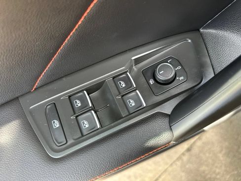 Used 2024 Volkswagen Tiguan Wolfsburg Edition AWD/4WD image 15