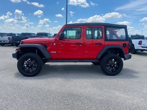 Used 2020 Jeep Wrangler Unlimited Sport AWD/4WD image 3