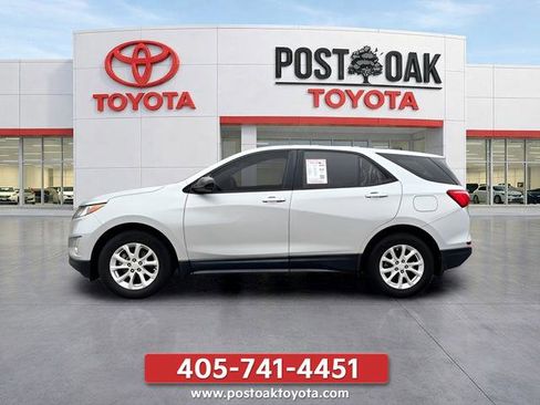 Used 2018 Chevrolet Equinox LS FWD image 6