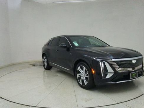 Used 2024 Cadillac Lyriq Tech image 64