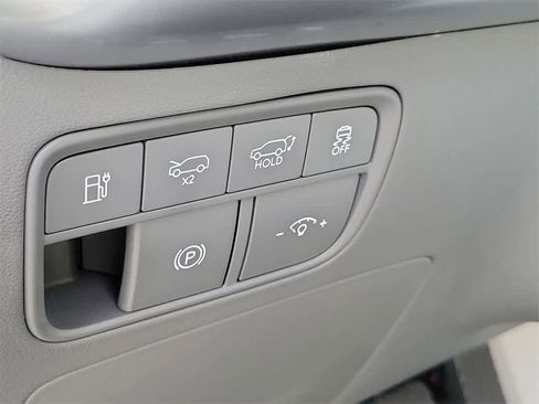 New 2026 Hyundai Ioniq 9 SE image 23