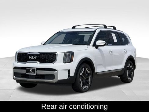 Used 2023 Kia Telluride EX w/ EX Captain's Chair Package FWD image 5