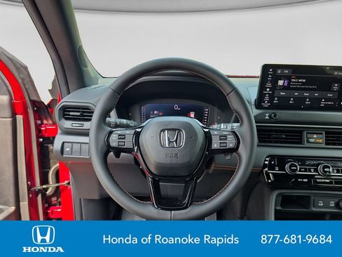 New 2026 Honda Pilot Sport image 13