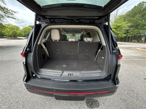 New 2024 Lincoln Navigator Reserve image 25