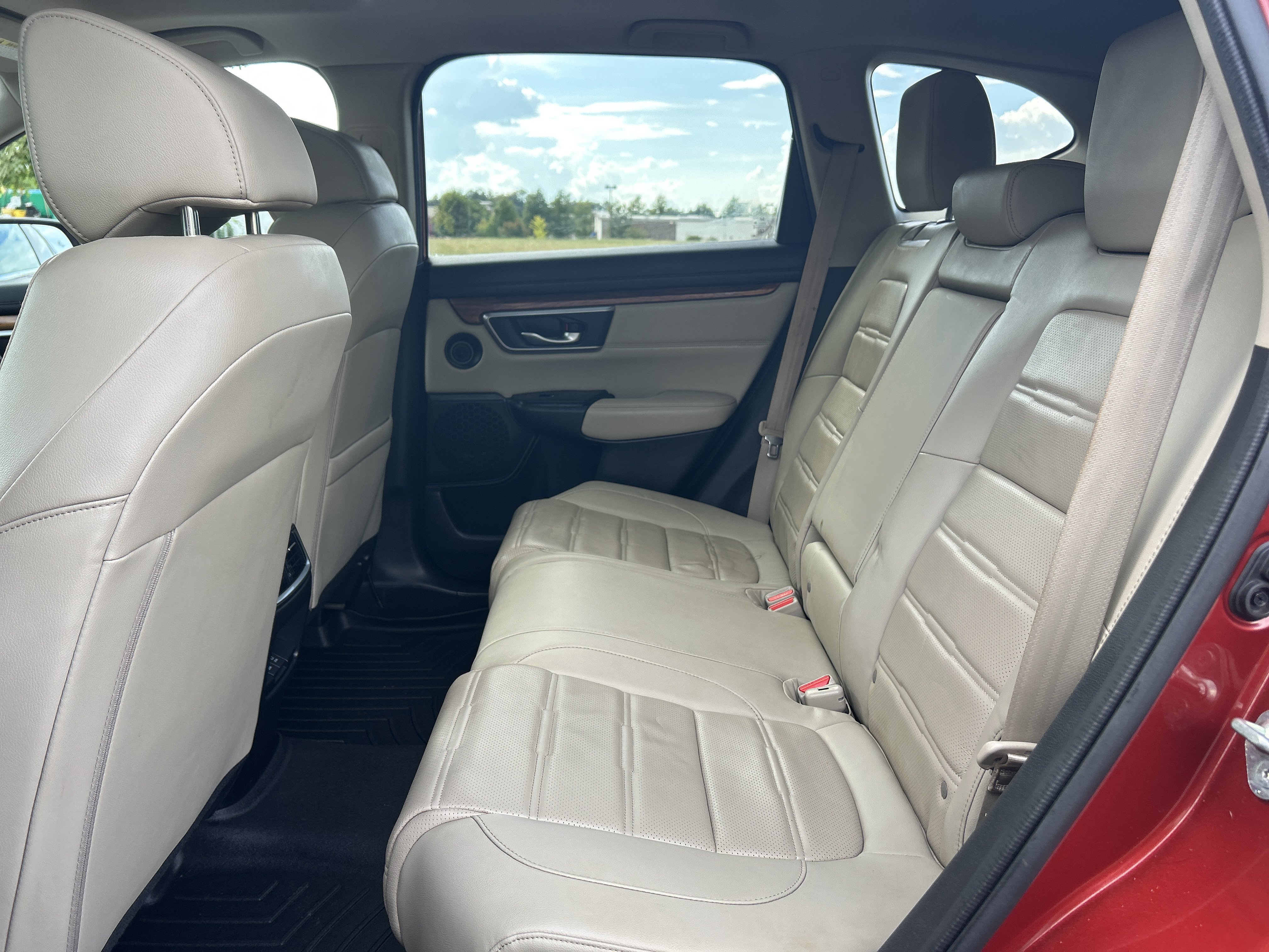 Used 2018 Honda CR-V Touring image 27