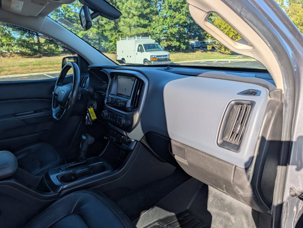 Used 2018 Chevrolet Colorado Z71 AWD/4WD image 11