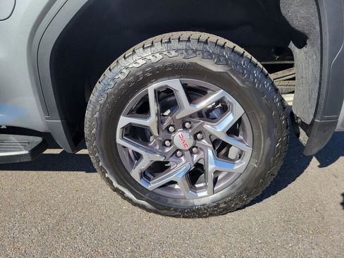 New 2026 GMC Sierra 1500 SLT w/ SLT Premium Plus Package image 7