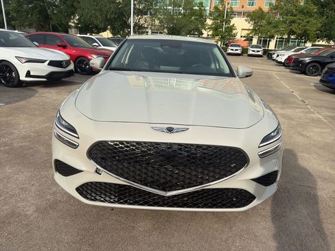 Used 2025 Genesis G70 2.5T AWD/4WD image 2