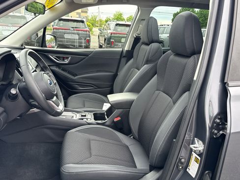 Certified 2023 Subaru Forester Premium AWD/4WD image 9