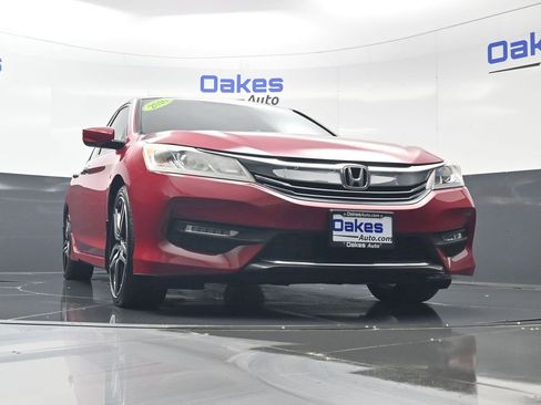 Used 2016 Honda Accord Sport image 35