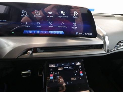 New 2026 Cadillac Vistiq Sport image 15