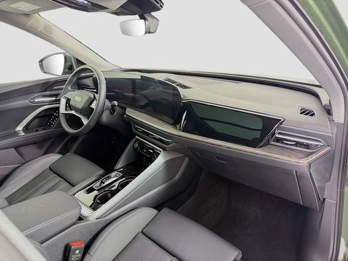 Used 2025 Audi Q5 Premium Plus w/ Premium Plus AWD/4WD image 31