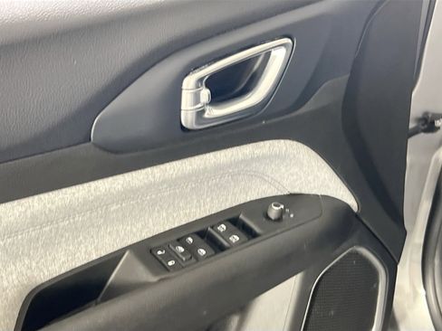 Used 2022 Jeep Compass Latitude w/ Convenience Group image 17