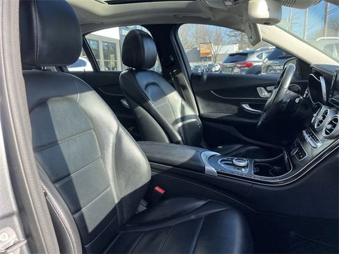 Used 2017 Mercedes-Benz C 300 4MATIC Sedan image 25