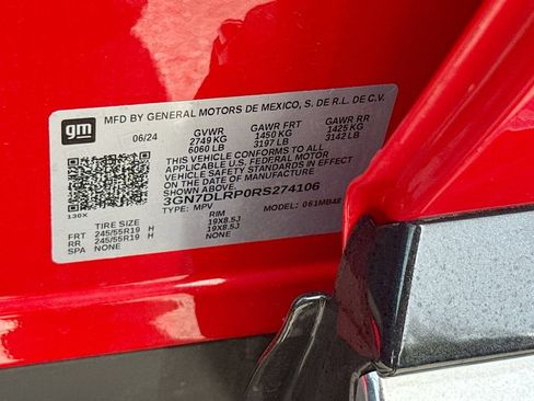 Used 2024 Chevrolet Equinox EV LT FWD image 36
