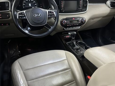 Used 2020 Kia Sorento EX image 23