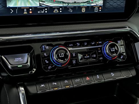 New 2026 GMC Sierra 1500 Denali AWD/4WD image 18