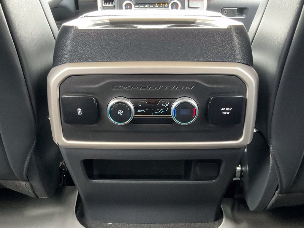 Used 2024 Ford Expedition Max XLT AWD/4WD image 29