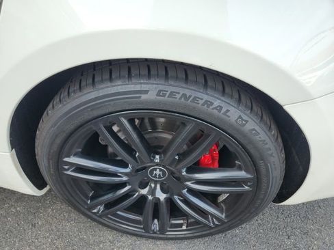 Used 2021 Maserati Ghibli S image 11