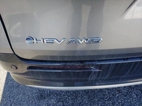 New 2026 Toyota Sienna Platinum image 15