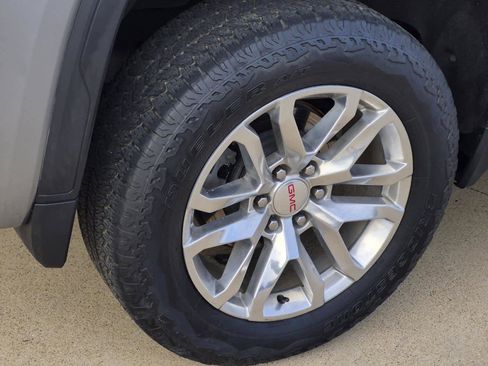 Certified 2022 GMC Sierra 1500 SLT image 7