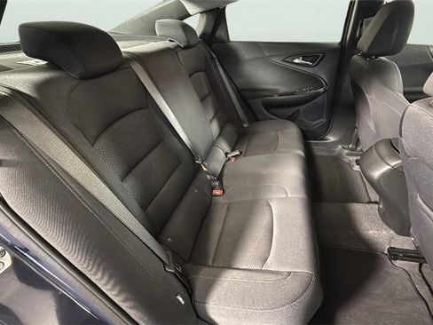 Certified 2025 Chevrolet Malibu RS image 28