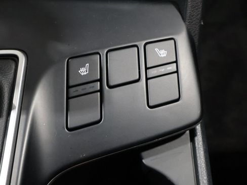 Used 2024 Kia Sportage LX image 31