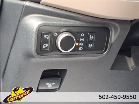 Used 2024 Ford Bronco Wildtrak image 18