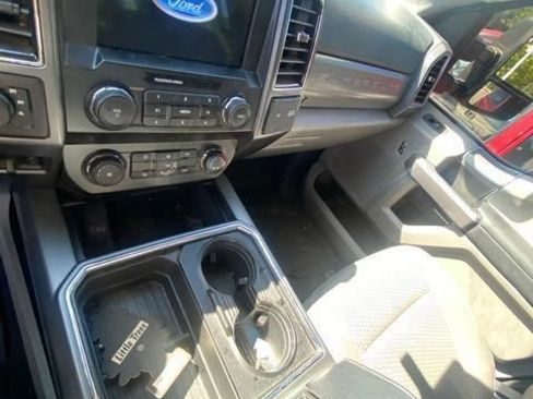 Used 2022 Ford F250 XLT w/ Black Appearance Package AWD/4WD image 6