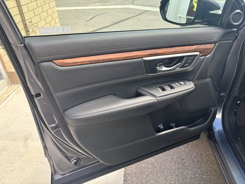 Used 2022 Honda CR-V EX-L image 13