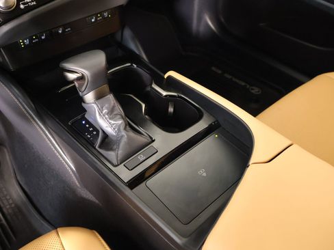 Used 2024 Lexus ES 350 w/ Premium Package FWD image 8