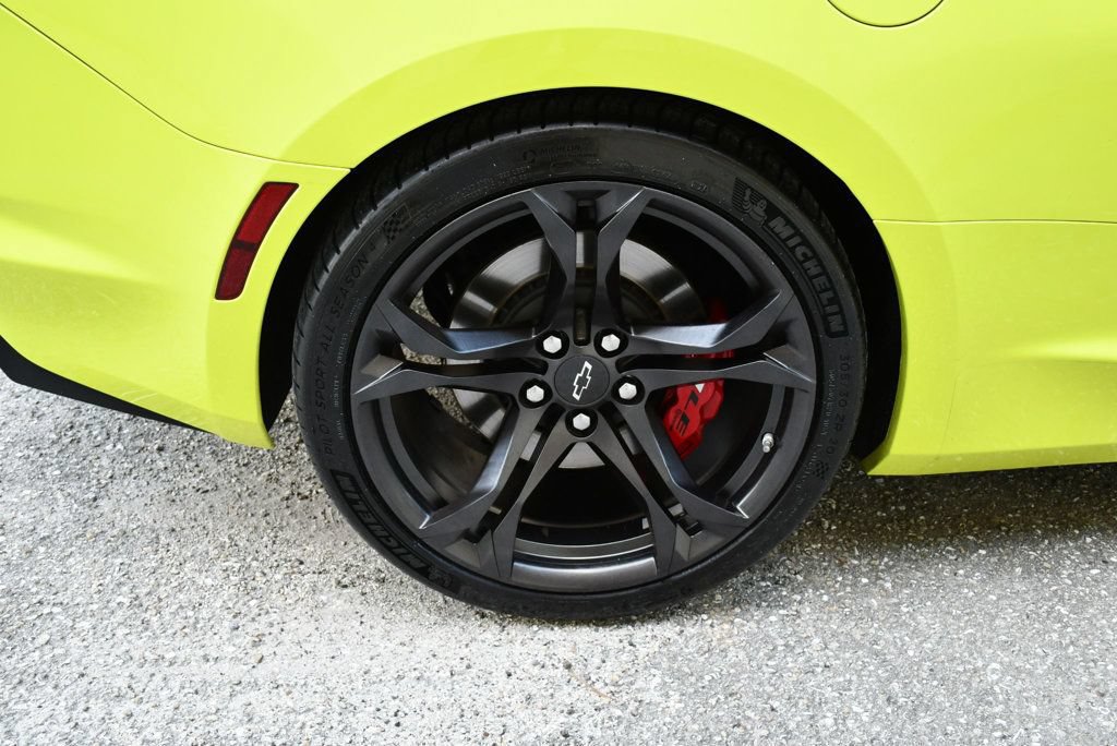 Used 2021 Chevrolet Camaro SS RWD image 63