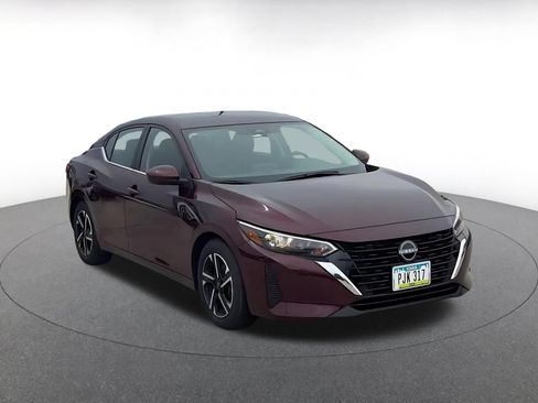 Used 2025 Nissan Sentra SV FWD image 3