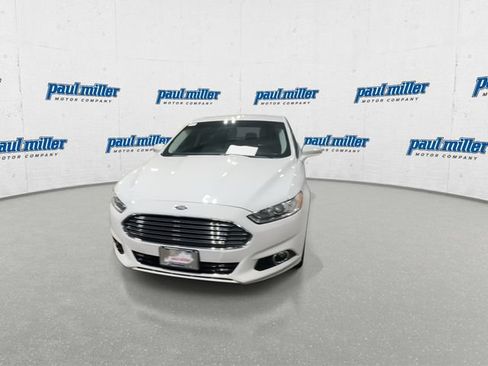 Used 2016 Ford Fusion Titanium FWD image 4