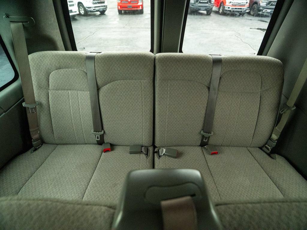 Used 2018 Chevrolet Express 3500 LT w/ LT Preferred Equipment Group RWD image 26
