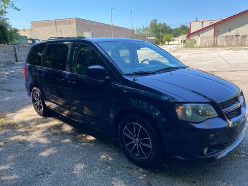 Used 2016 Dodge Grand Caravan R/T FWD image 7