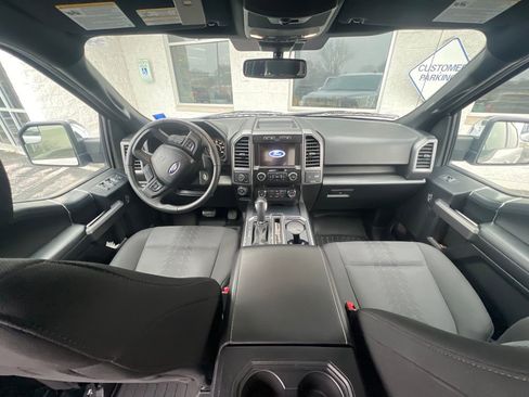 Used 2020 Ford F150 XLT w/ Equipment Group 302A Luxury image 11