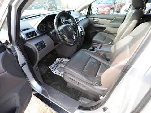 Used 2014 Honda Odyssey EX-L image 19