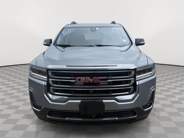 Used 2021 GMC Acadia AT4 w/ Technology Package AWD/4WD image 2
