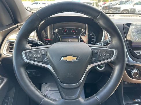 Used 2023 Chevrolet Equinox Premier image 13