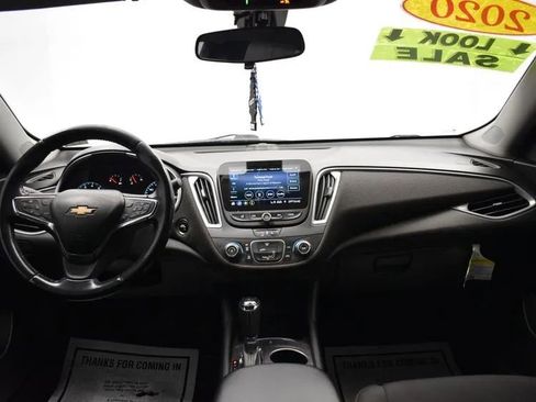 Used 2020 Chevrolet Malibu RS image 18