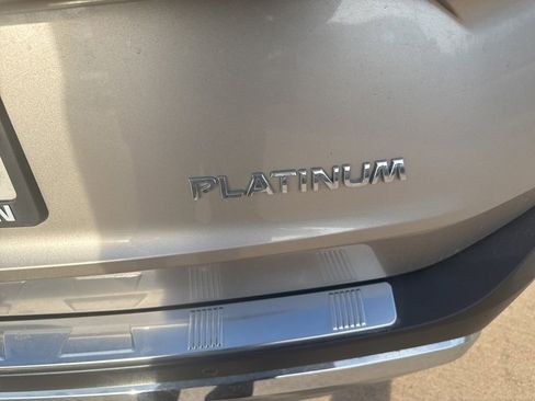 Certified 2023 Nissan Rogue Platinum w/ Platinum Premium Package image 5